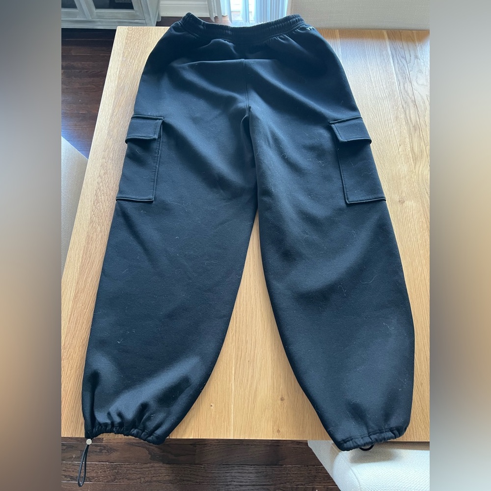 Abercrombie and Fitch athletic women’s joggers